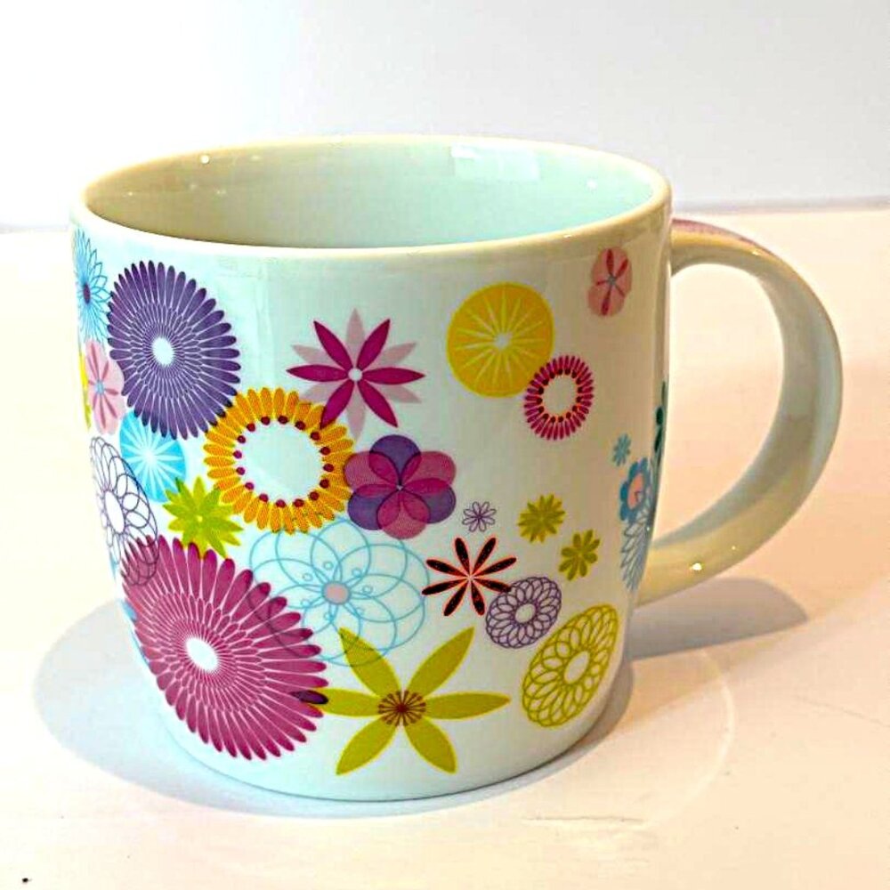 Paperchase Multicolor Fun Retro Spiro design flower ceramic coffee tea mug 10 oz